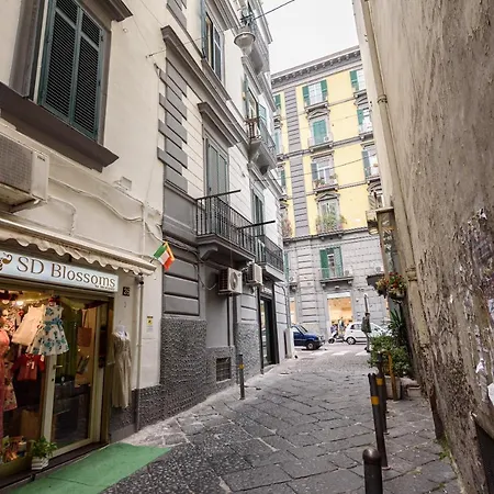 Via Avvocata 25-3